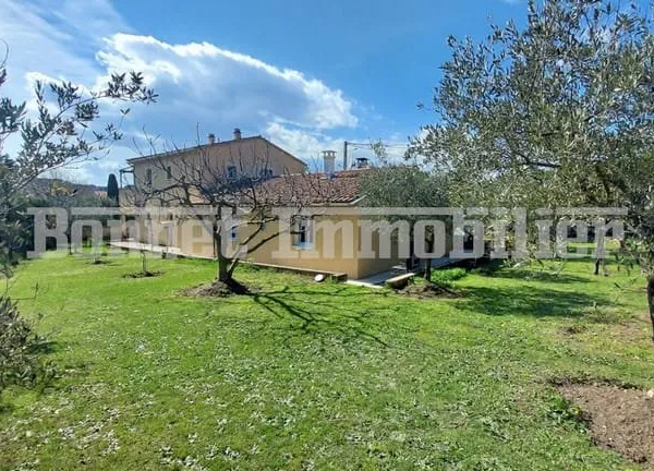 Villa avec gîte à vendre à Mirabel-Aux-Baronnies