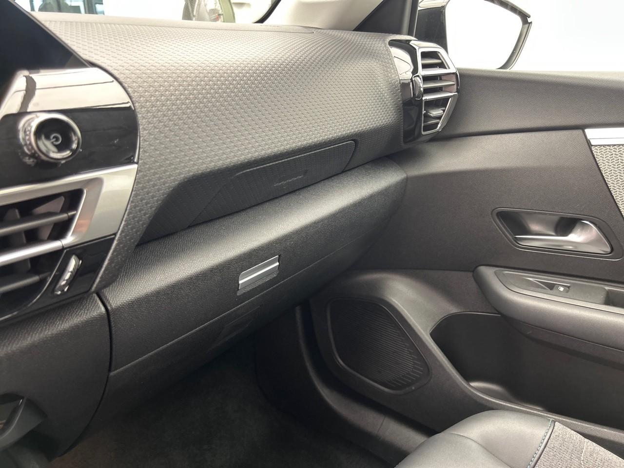 Citroën C4 puretech 130 s&s eat8 c-series — photo 28