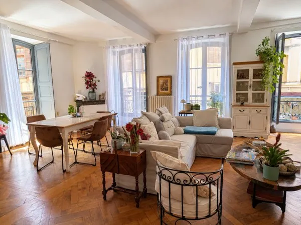 Appartement 7 pièces 143 m²