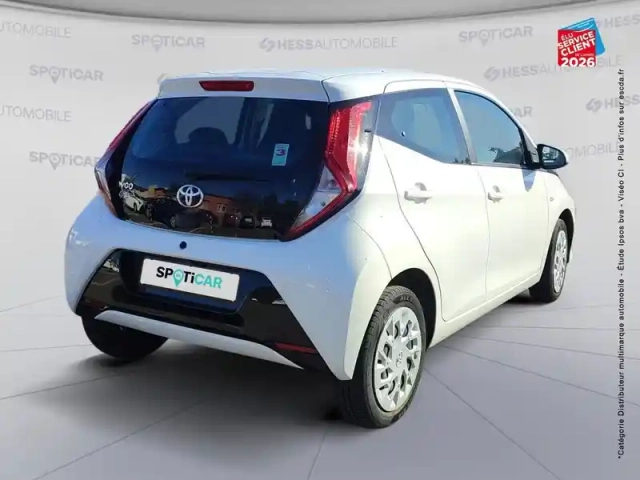 Toyota Aygo 1.0 vvt-i 72ch x-play 5p my20 — photo 6