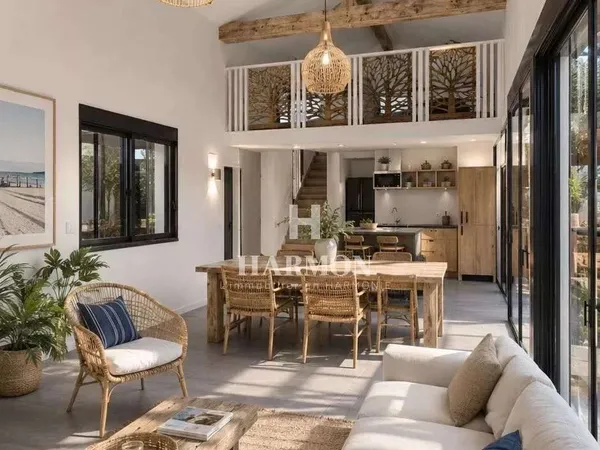 Maison 6 pièces 230 m²