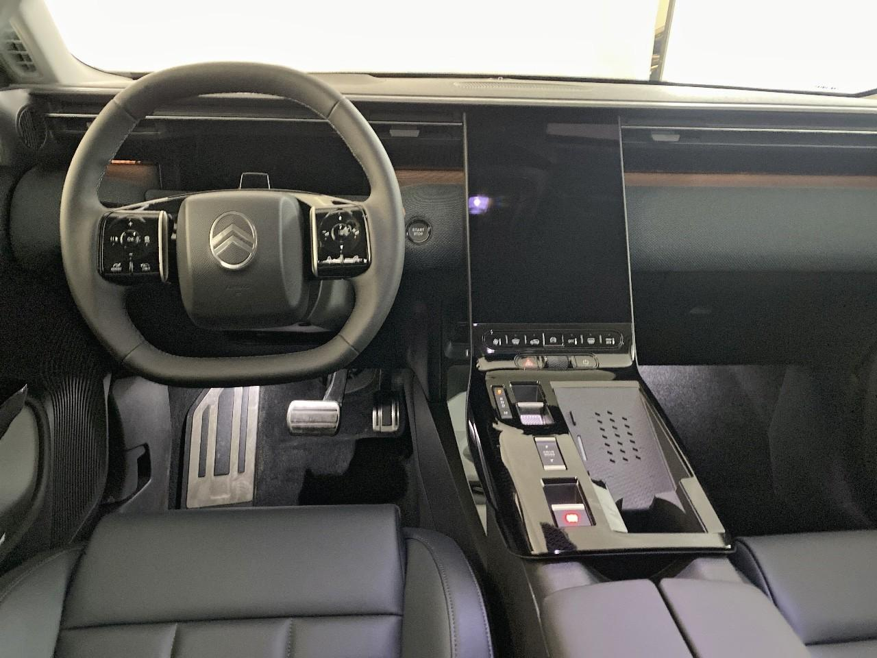 Citroën C5 Aircross hybride 145 ch e-dcs6 max — photo 8