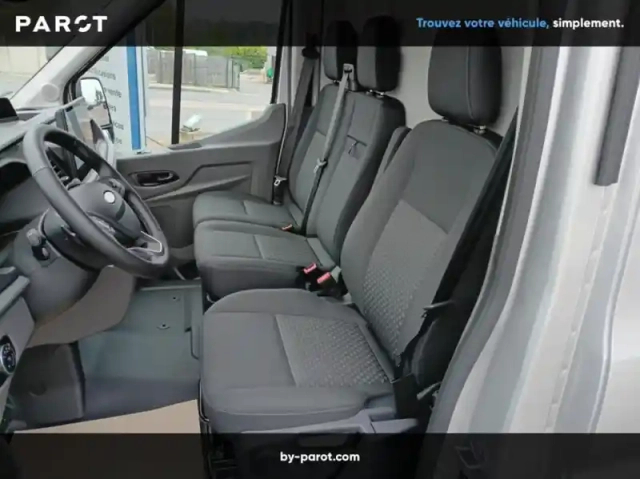 Ford Transit fourgon fg t310 l2h2 2.0 ecoblue 130ch bva8 trend — photo 9