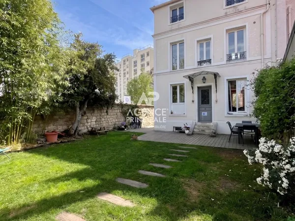 Maison Saint Germain En Laye 6 pièce(s) 140 m2