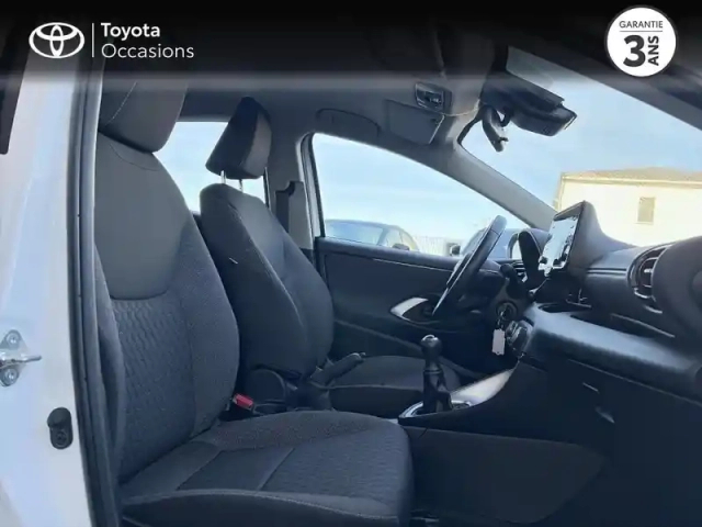 Toyota Yaris 70 vvt-i dynamic business 5p my22 — photo 6