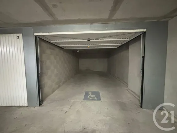 Parking 25 m²