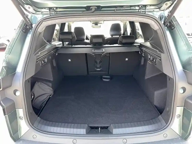 Dacia Bigster hybrid-g 150 4x4 — photo 13