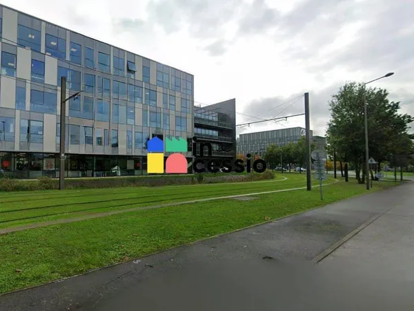 Bureaux 195 m²