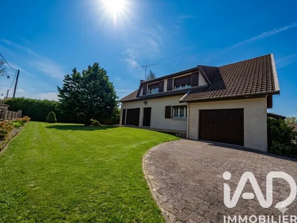 Maison 7 pièces 151 m²