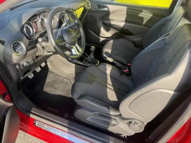 Opel Adam 1.4 87 black edition — photo 23