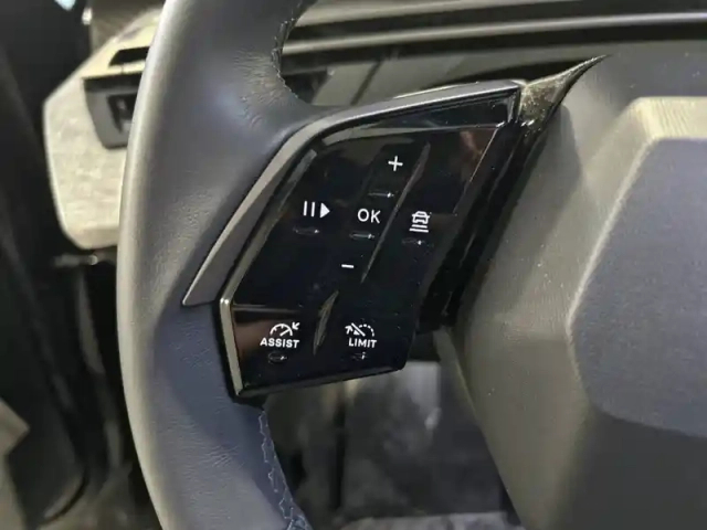 Peugeot 3008 hybrid 145 e-dcs6 — photo 42