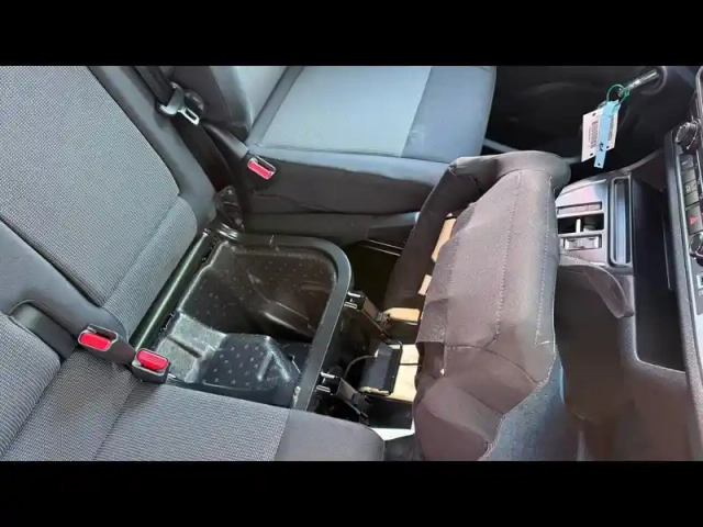 Fiat Scudo fg m 2.2 diesel 150ch pack premium connect automatique — photo 10