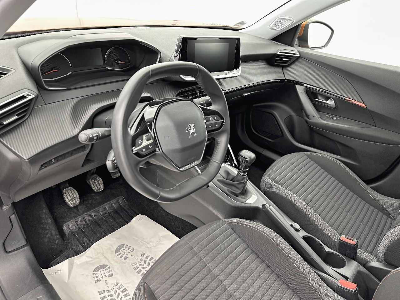 Peugeot 2008 puretech 100 s&s bvm6 active — photo 9