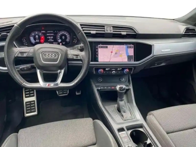 Audi Q3 35 tdi 150 ch s tronic 7 s line — photo 8