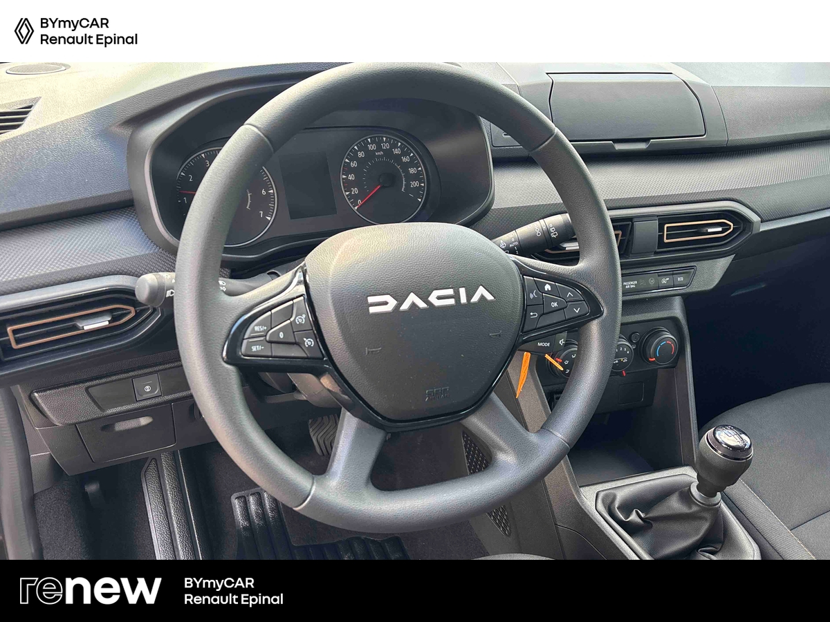 Dacia Sandero TCe 90 — photo 10