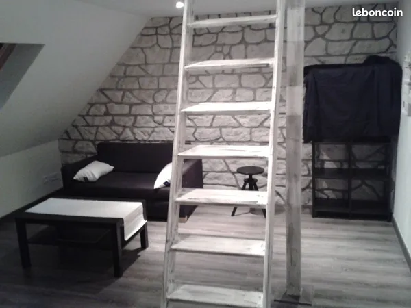 GRAND STUDIO NEUF (Proche Gare) avec mezzanine