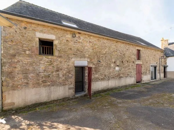 Longère 5 pièces 150 m²