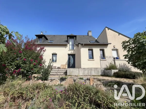 Maison 9 pièces 232 m²