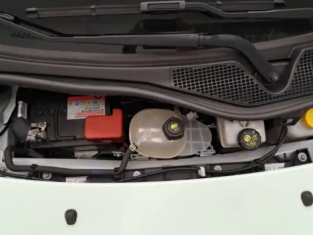 Renault Twingo iii sce 65 - 20 — photo 13