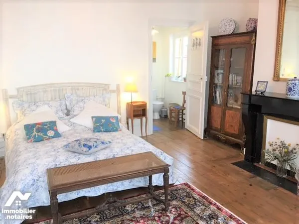 Maison 12 pièces 400 m²