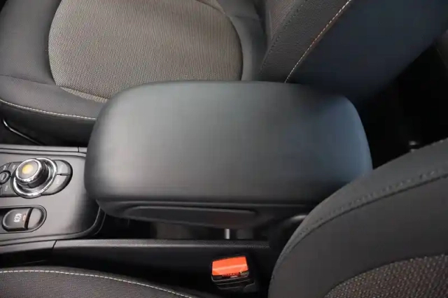 Mini Mini countryman 116 ch bva7 — photo 22