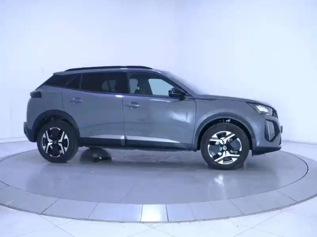 Peugeot 2008 puretech 130 s&amp;s eat8 — photo 4