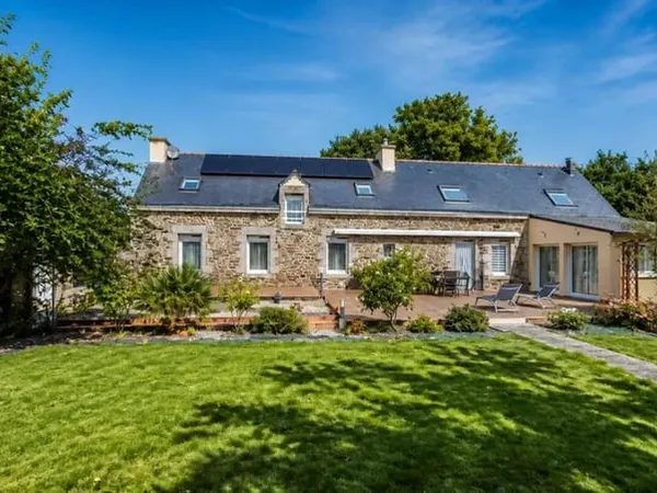 Maison 8 pièces 214 m²