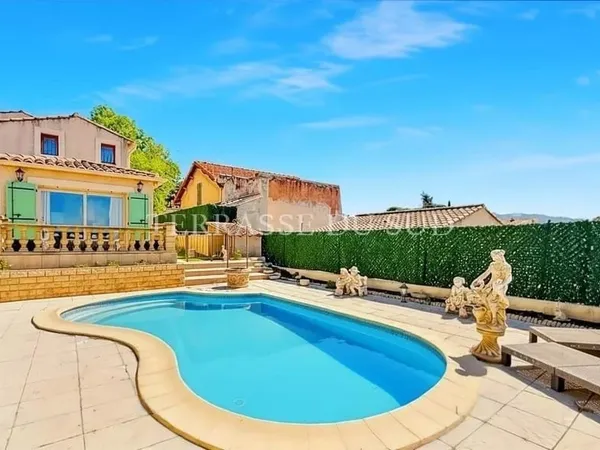 Maison 97m² , Jardin, Terrasse, Piscine sur Parcelle de 415m² - La Fourragère - Marseille 12ème