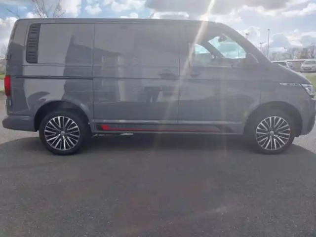 Volkswagen Transporter fg 2.8t l1h1 2.0 tdi 204ch business dsg7 — photo 6