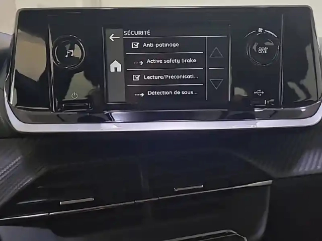 Peugeot 208 puretech 75 s&amp;s bvm5 — photo 41