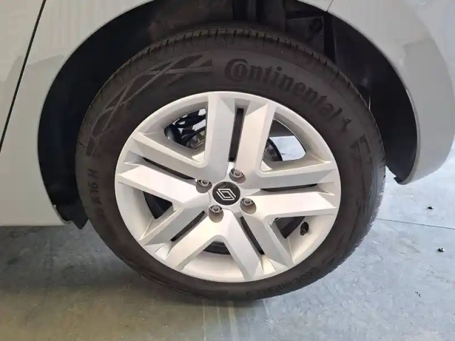 Renault Clio tce 90 — photo 25