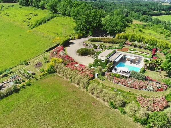 Maison à vendre MARCIAC (32) - 195 m2 de surface habitable - Terrain 4392 m2 - Vue Pyrénées