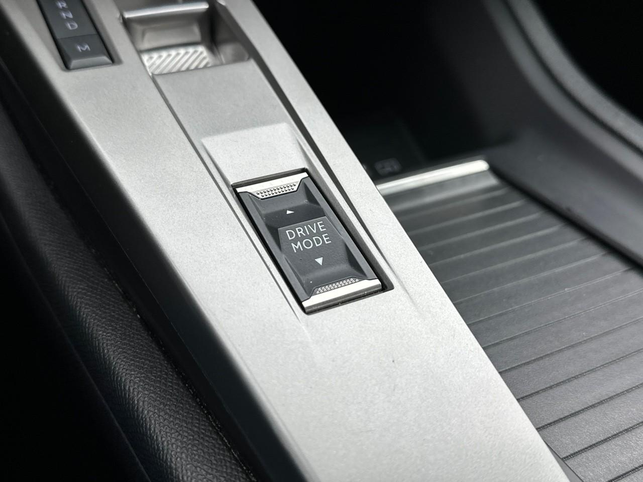 Peugeot 308 hybrid 145 e-dcs6 allure — photo 31