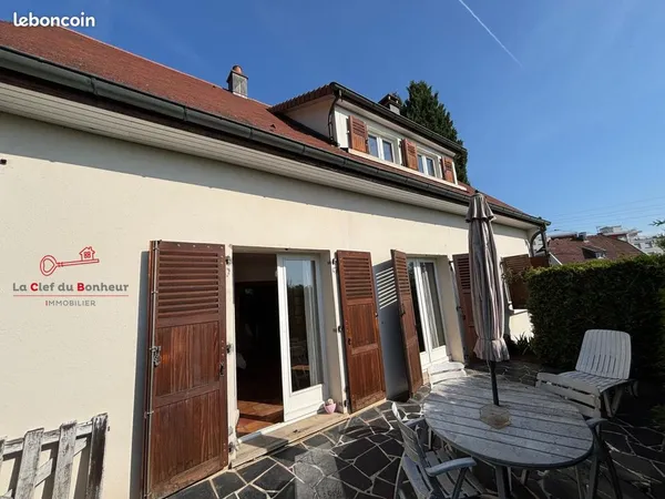 Maison 6 pièces 140 m²