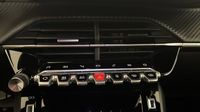 Peugeot 2008 1.2 PureTech 130ch S&S Allure — photo 26