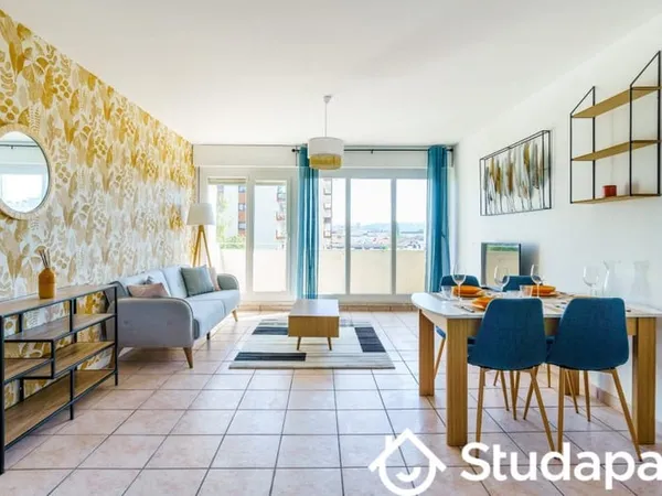 Chambre dans une colocation de 14m2