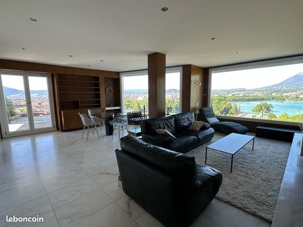 Très bel appartement vue unique sur lac