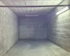 Box-Parking fermé 25 m2