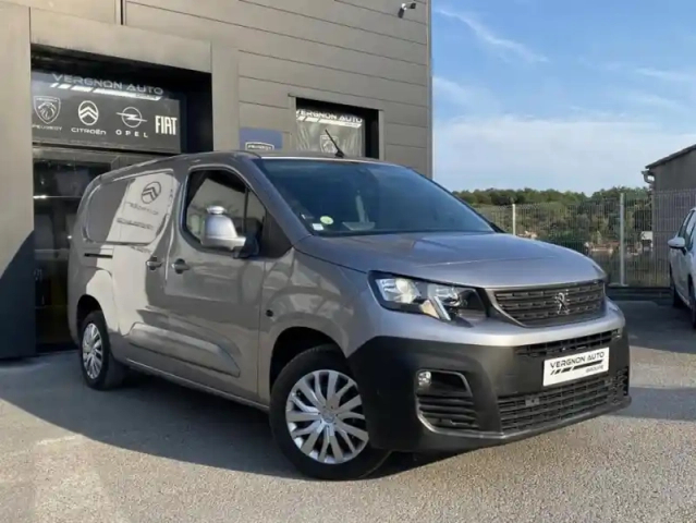 Peugeot Partner iii hdi 130 eat8 s&amp;s 950kg long asphalt — photo 26