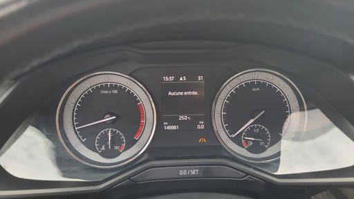 Skoda Superb 1.8 TSI 180 DSG7 - Laurin & Klement – 2016 – 149981 km – Essence – Boîte Automatique — photo 23