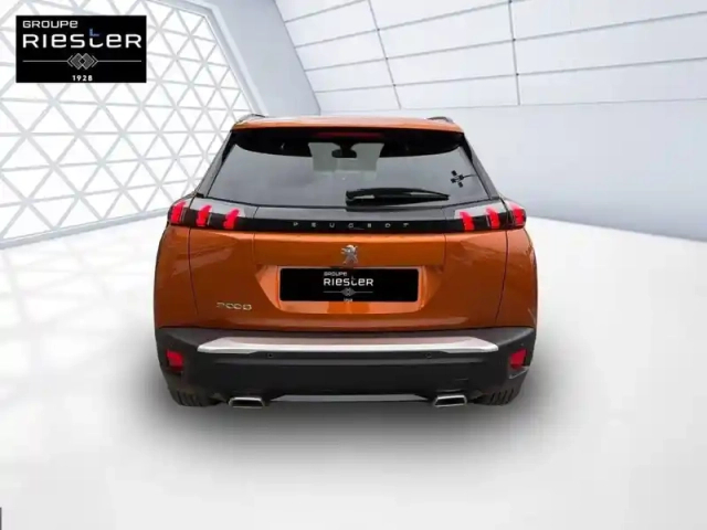 Peugeot 2008 puretech 130 s&amp;s bvm6 — photo 5