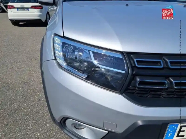 Dacia Sandero 0.9 tce 90ch explorer — photo 13
