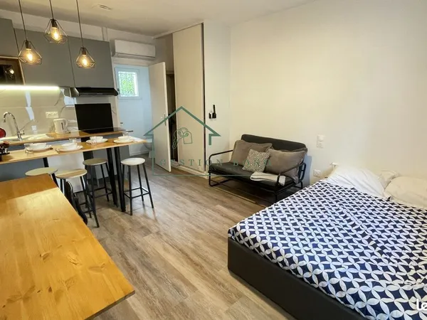 Studio 1 pièce 20 m²