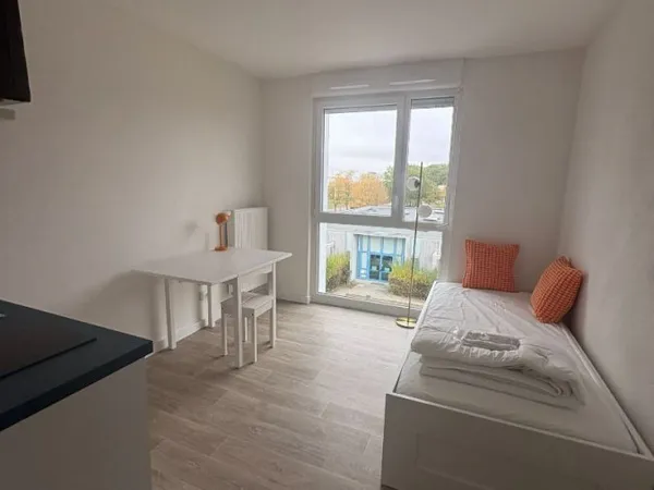 Studio 1 pièce 19 m²