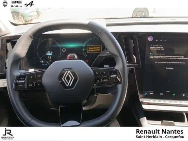 Renault Megane e-tech electric ev60 130ch evolution er super charge — photo 10