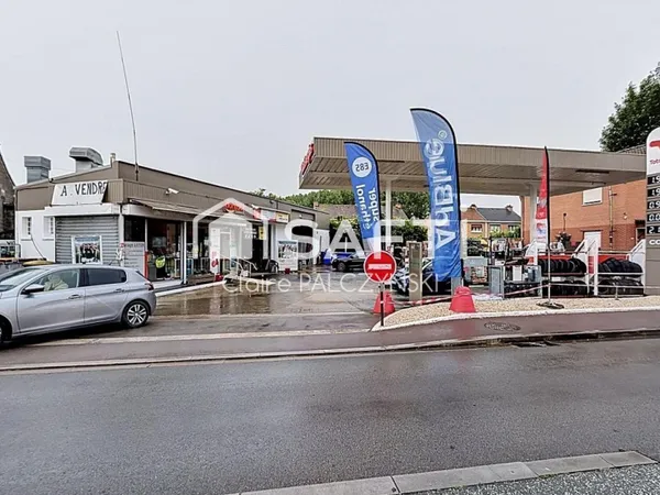 OPPORTUNITÉ RARE : FONDS DE COMMERCE + MURS COMMERCIAUX + STATION-SERVICE + HABITATION