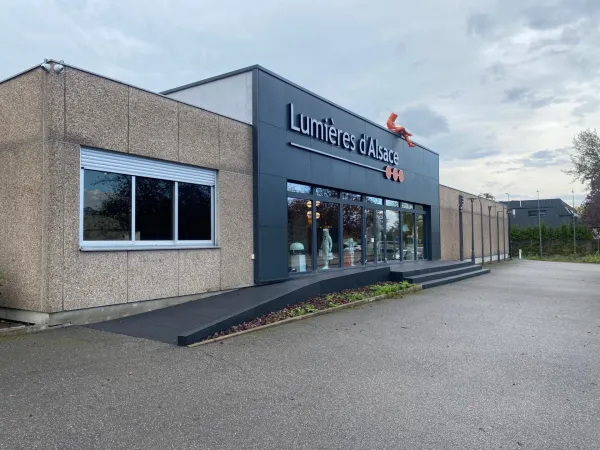 Bureau 700 m²