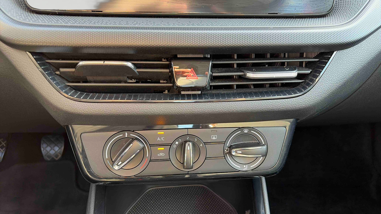 Skoda Fabia 1.0 TSI 95 ch BVM5 — photo 21