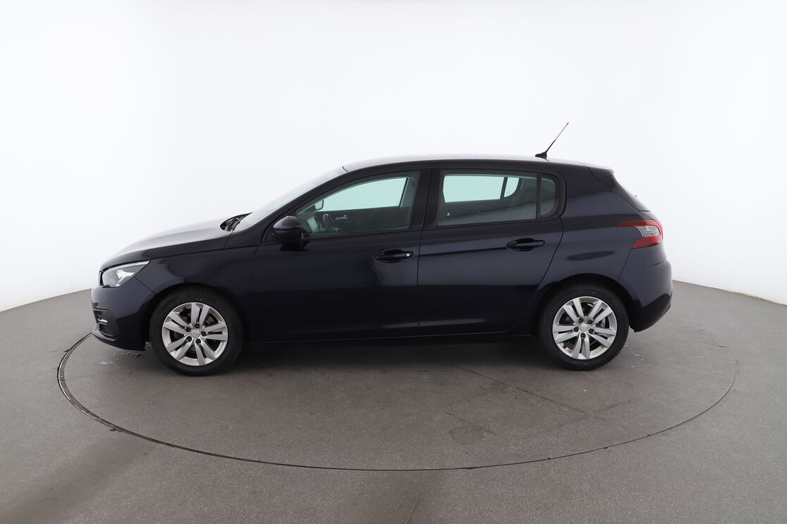 Peugeot 308 1.2 PureTech Allure — photo 2