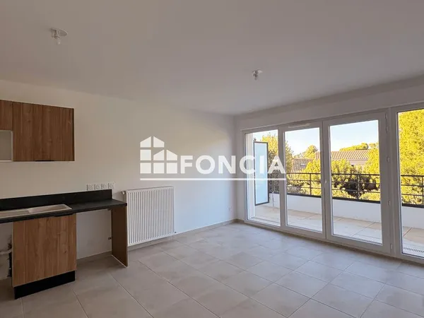 Appartement Location Morières-lès-Avignon 2p 41m² 590€